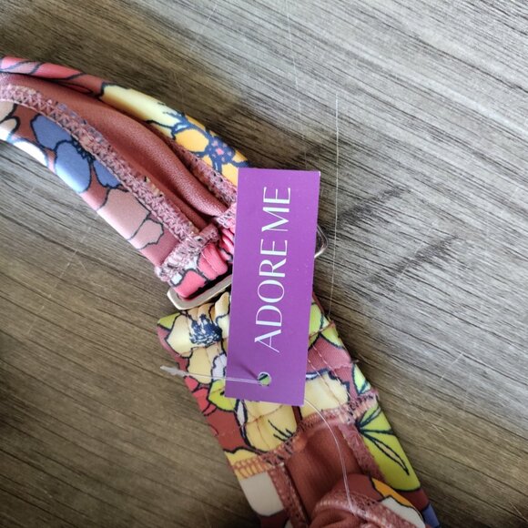 New Adore Me Floral One-Piece Swimsuit Plus Size 1X - Picture 4 of 7